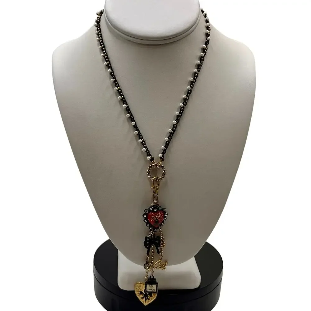 Betsey Johnson Betsey Goes to Paris Paris Eiffel Tower heart Oui Fob necklace